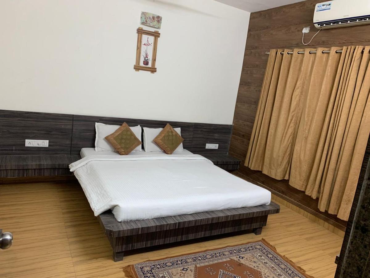 Ruturaj Inn Alibag Alībāg Exterior foto