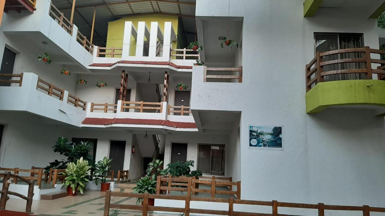 Ruturaj Inn Alibag Alībāg Exterior foto