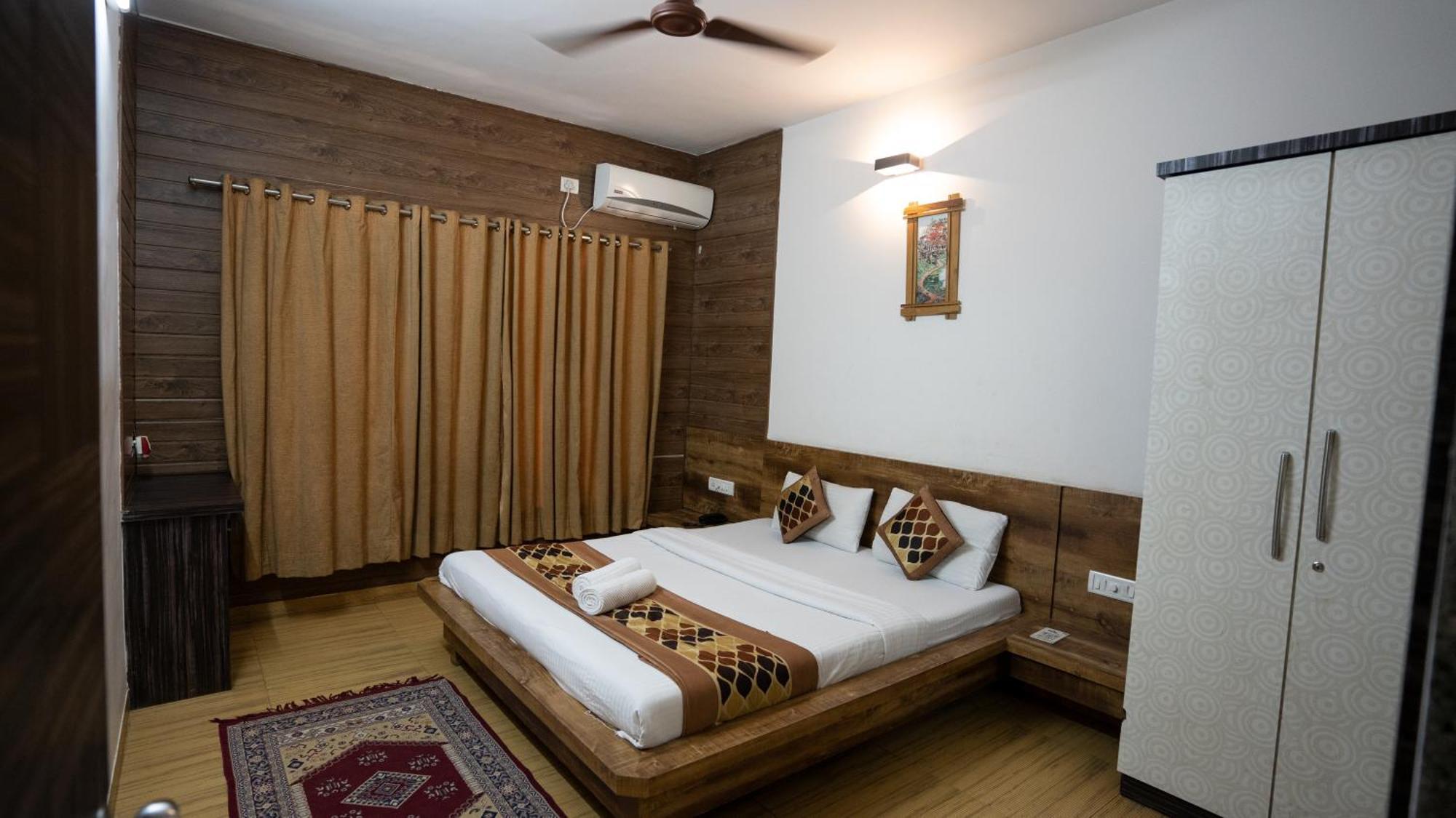 Ruturaj Inn Alibag Alībāg Exterior foto